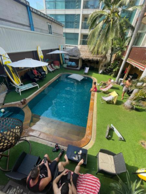Smokers Resort